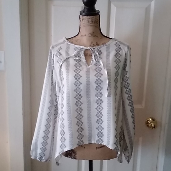2 for$15/Blouse - Picture 1 of 8